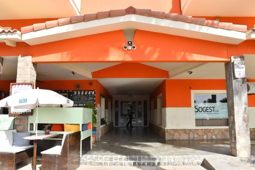 Kyaala Djadsal Moradias Pool&Sea Apartment Санта Мария Екстериор снимка