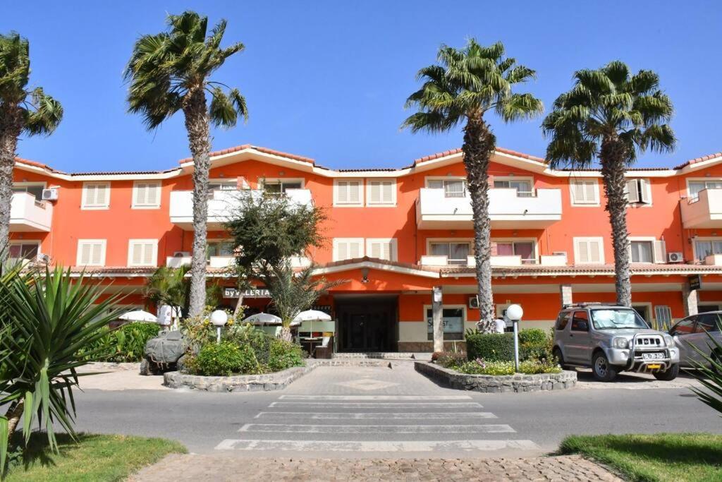 Kyaala Djadsal Moradias Pool&Sea Apartment Санта Мария Екстериор снимка