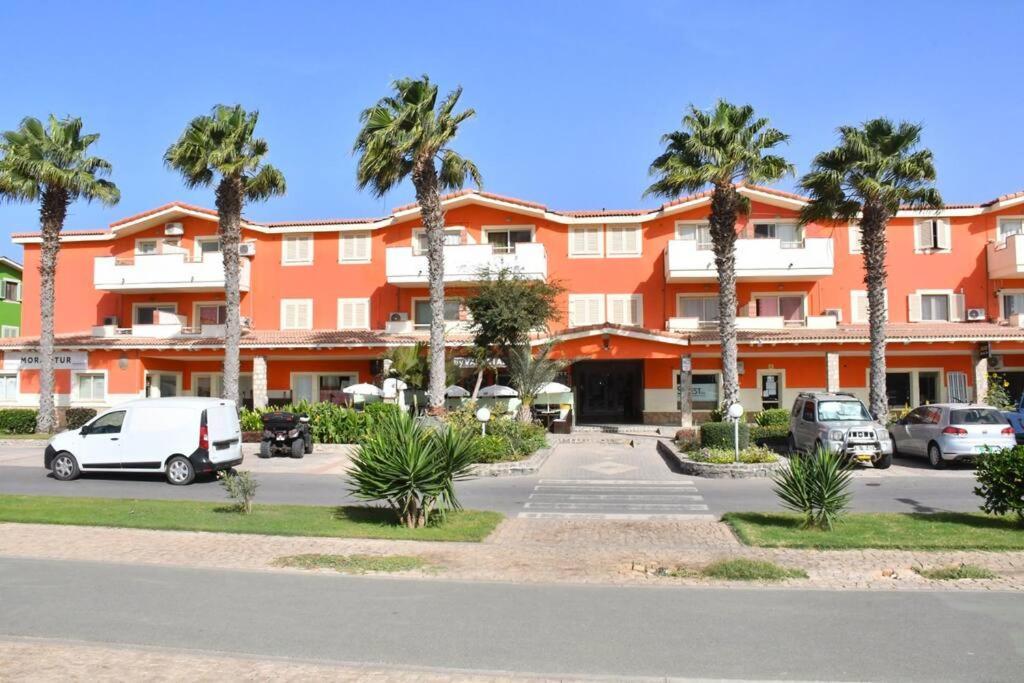 Kyaala Djadsal Moradias Pool&Sea Apartment Санта Мария Екстериор снимка