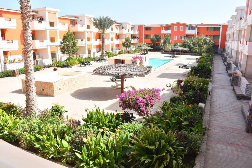 Kyaala Djadsal Moradias Pool&Sea Apartment Санта Мария Екстериор снимка