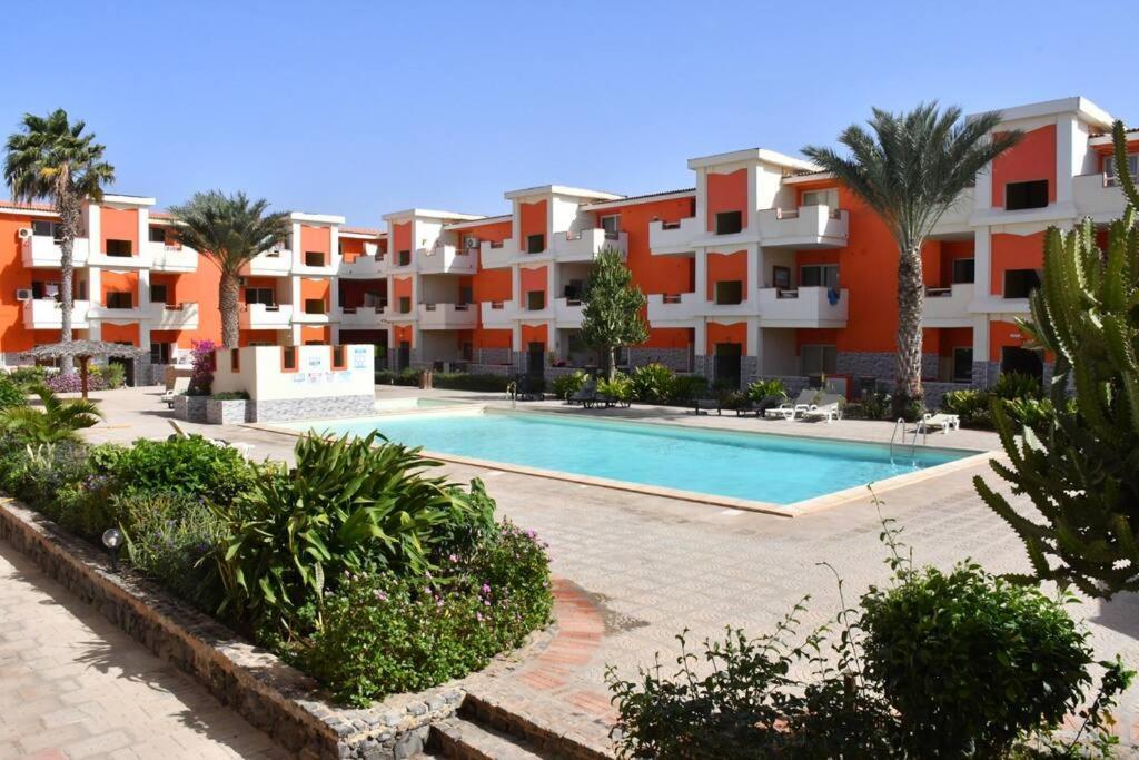 Kyaala Djadsal Moradias Pool&Sea Apartment Санта Мария Екстериор снимка